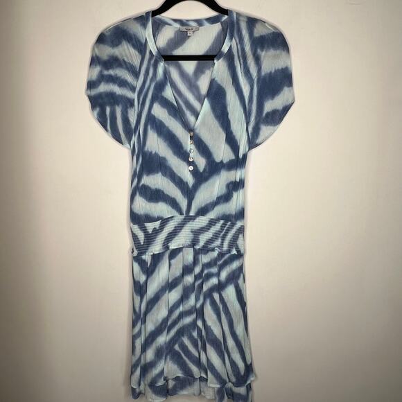 Rails Karla Blue Watercolor Stripes Mini Dress Size Small - Picture 3 of 9